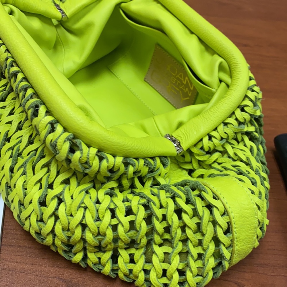Jhoan Sebastian Grey leather woven clutch neon - Picture 10 of 15